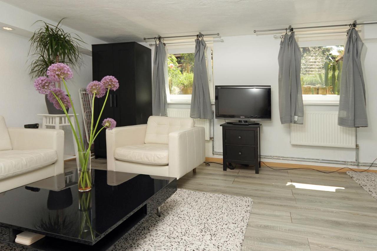 Cozy Souterrain-Half-Basement-Apartment Included 2 Bicycles Berlin Exterior photo